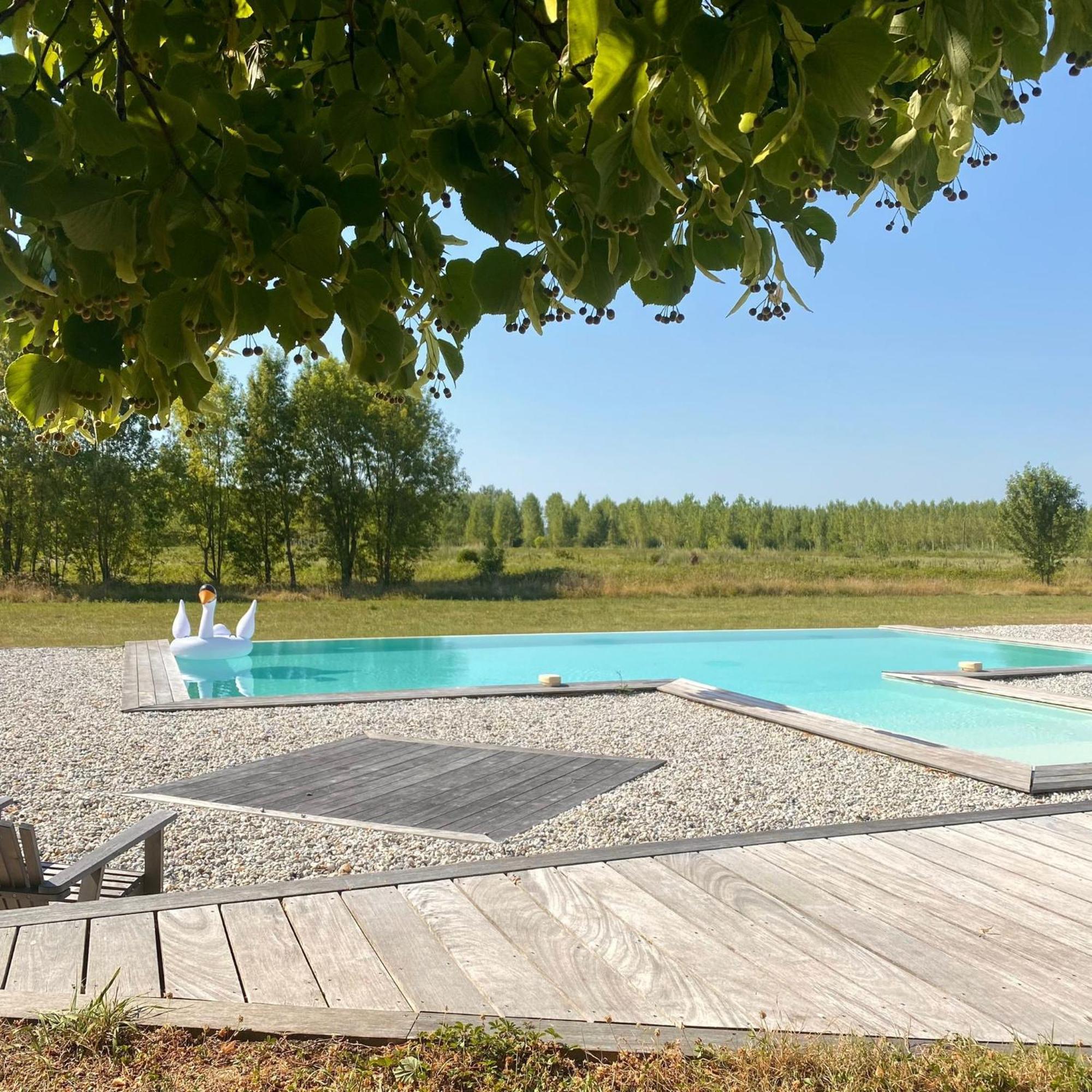 Grand Gite Avec Piscine Maison Port Valade Tabanac Extérieur photo